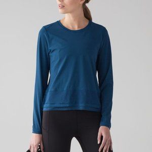 Lululemon Sole Training long sleeve tee 12 L mesh